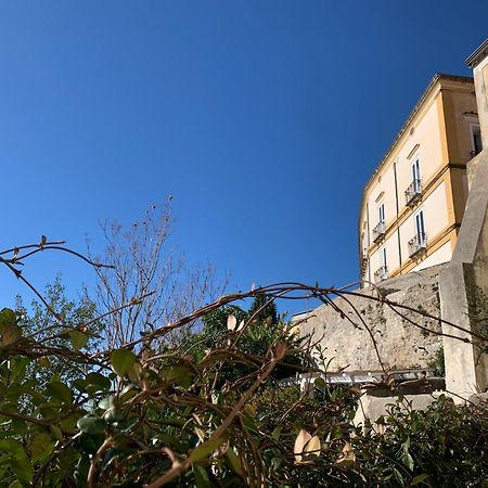 アマンテーアPalazzo Carratelliアパートメント エクステリア 写真