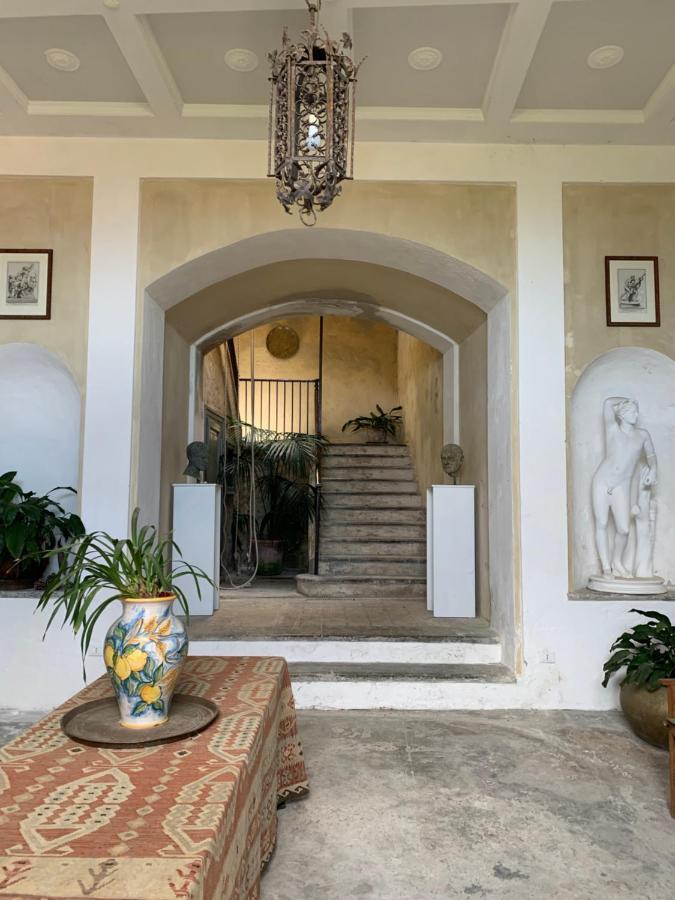 アマンテーアPalazzo Carratelliアパートメント エクステリア 写真